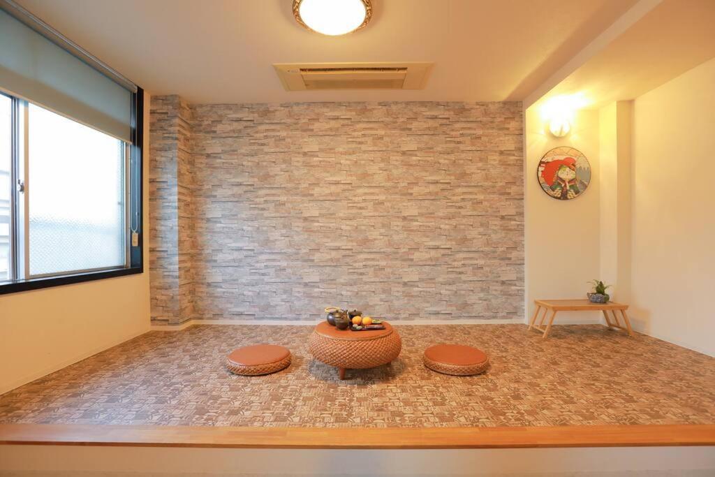 道頓堀民泊31＆Mini浮世絵美術館、道頓堀心斎橋真ん中、家族旅行、Family Trip Osaka Apartment Ngoại thất bức ảnh