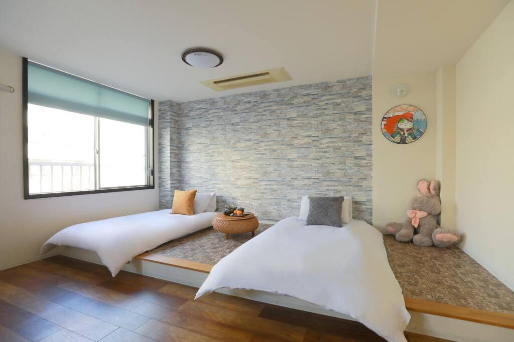 道頓堀民泊31＆Mini浮世絵美術館、道頓堀心斎橋真ん中、家族旅行、Family Trip Osaka Apartment Ngoại thất bức ảnh