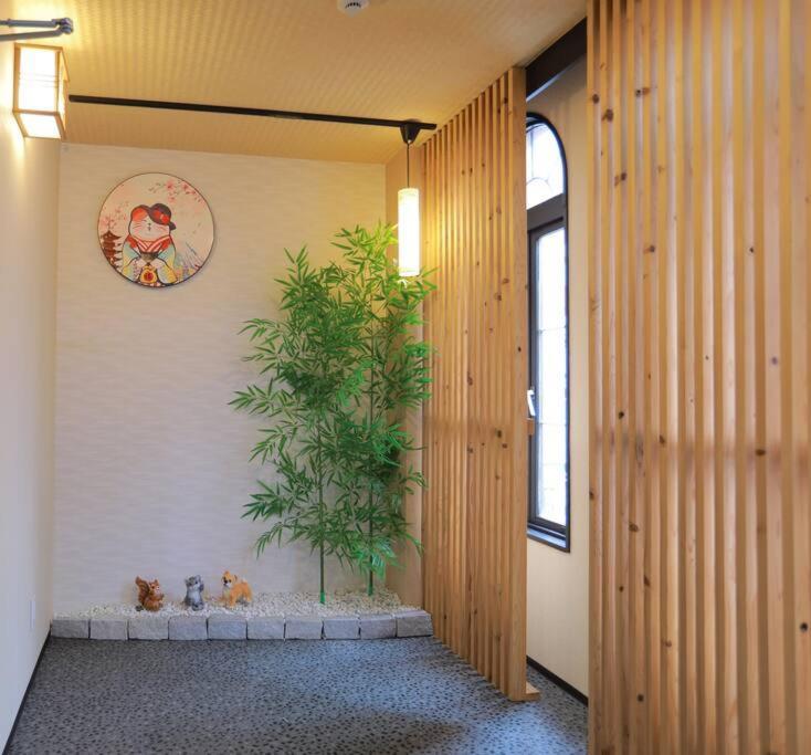 道頓堀民泊31＆Mini浮世絵美術館、道頓堀心斎橋真ん中、家族旅行、Family Trip Osaka Apartment Ngoại thất bức ảnh